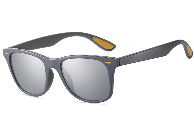 D263FEM - Classic Silver Mirrored Sunglasses - Image 5