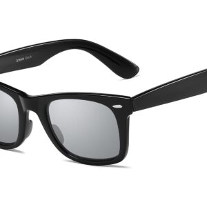 D264M - Classic Chic Silver Mirrored Sunglasses