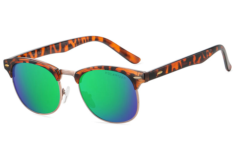 D514PRV - Classic Polarized Sunglasses - Image 5