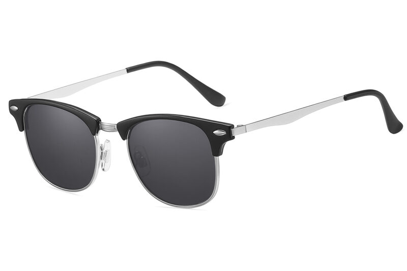 D621SD - Classic Smoke Sunglasses - Image 3