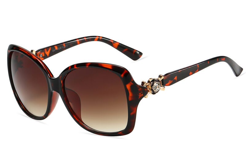 G671RGR - Women's Oversized Rhinestone Sunglasses - Image 5