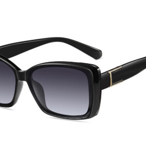 G697GR - Women's Rectangular Silhouette Sunglasses - Image 3
